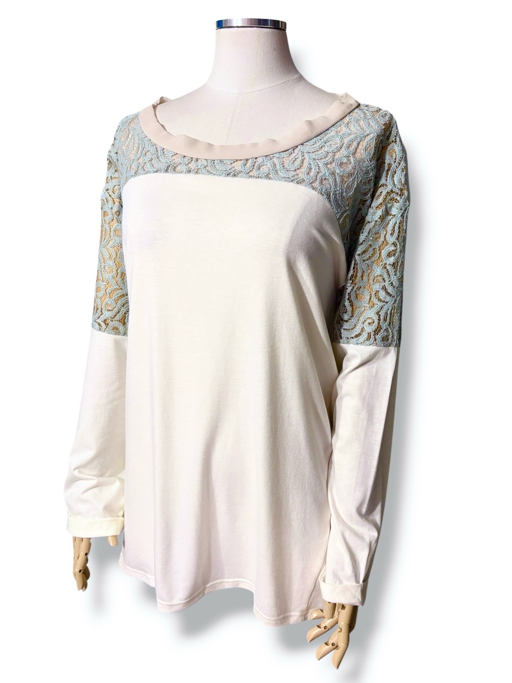 NEIMAN MARCUS Cream Boat Neck Top Lace Inset Back & Sleeves with Silk Collar